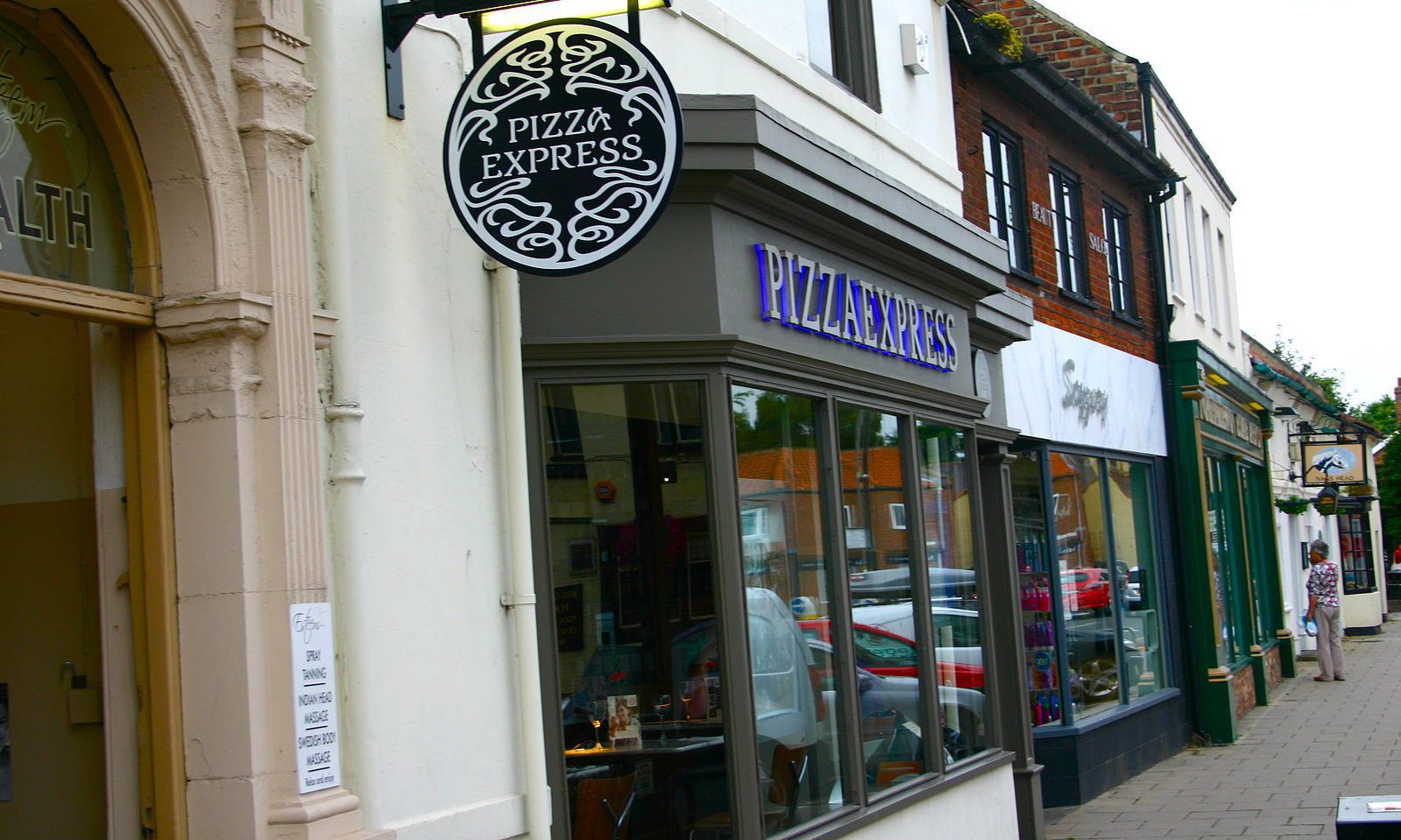 PizzaExpress launches new delivery platform with Uber Eats