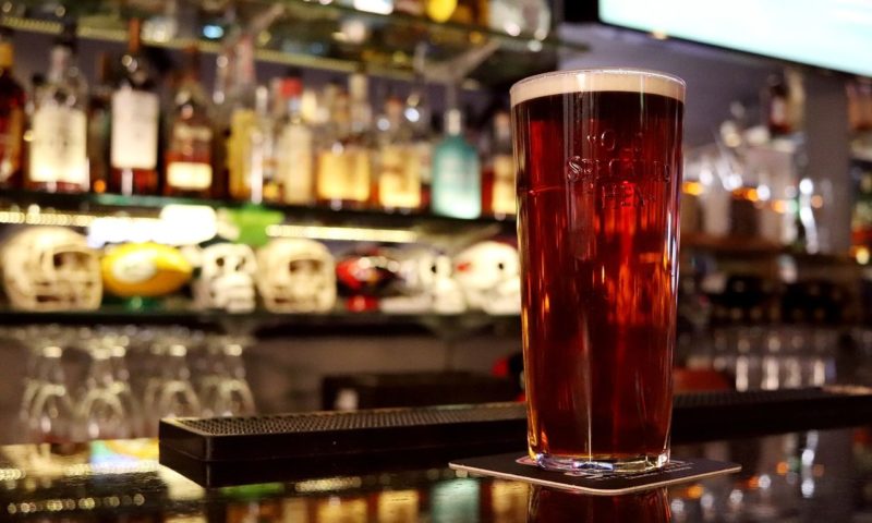 Managed pubs see continued growth in September; restaurants decline