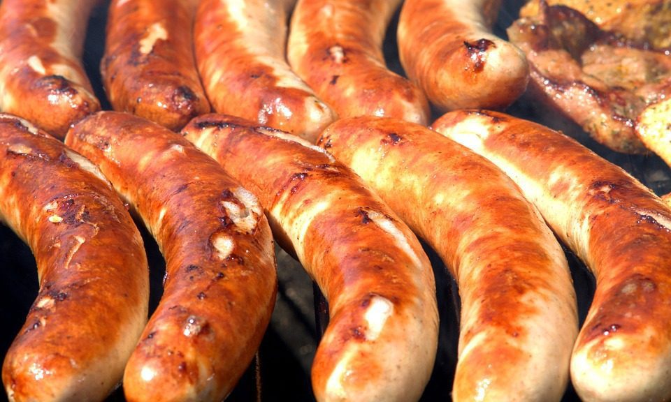 Manchester pub offers £500 for pigs in blankets ‘taste-test’