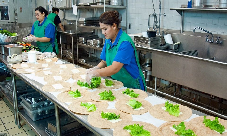 Almost half of hospitality businesses still require temporary waiting staff for Christmas