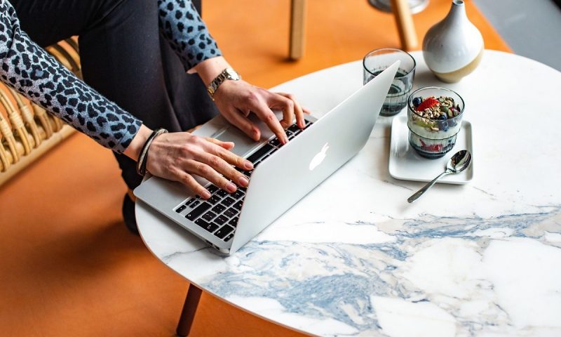 Changing workplace eating habits