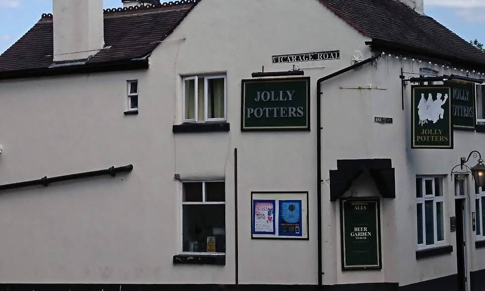 Residents take pub to court following ‘sex in the street’