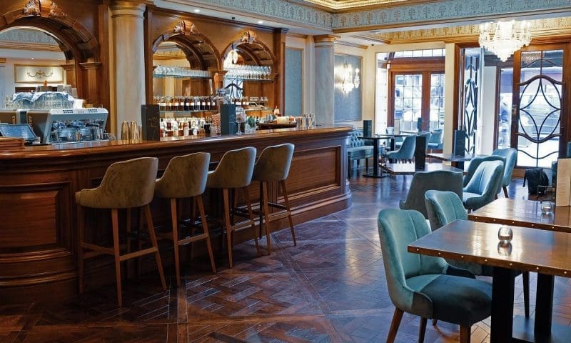 Jason Atherton opens first theatre bar