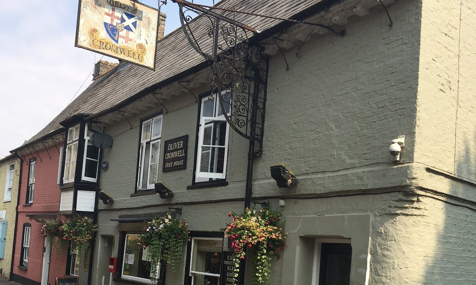 Charles Wells acquires The Oliver Cromwell in St Ives