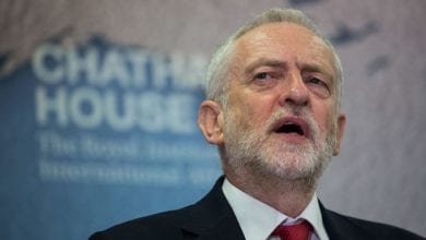 Corbyn’s £10 minimum wage pledge ‘difficult to stomach’ for restaurants