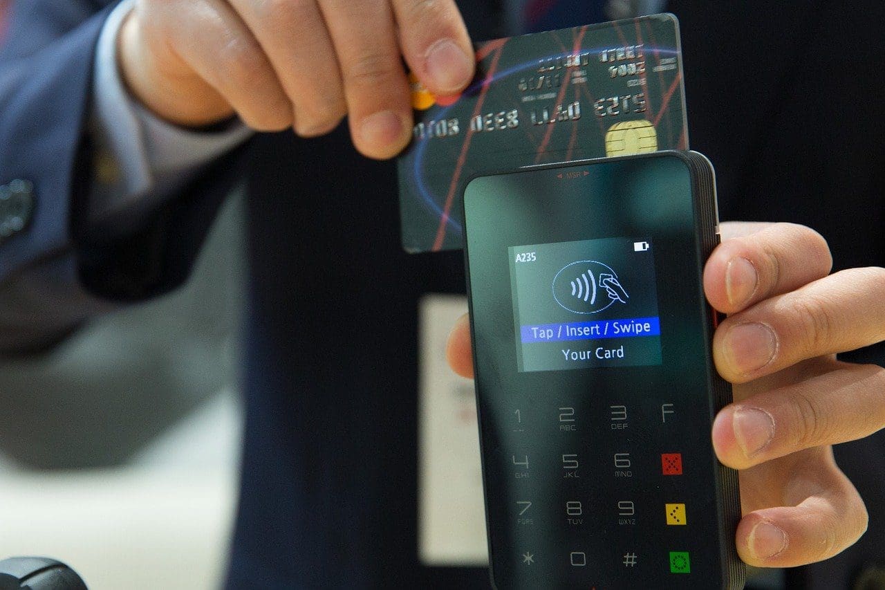 Weekend pub and bar transactions up 83% on pre-pandemic levels