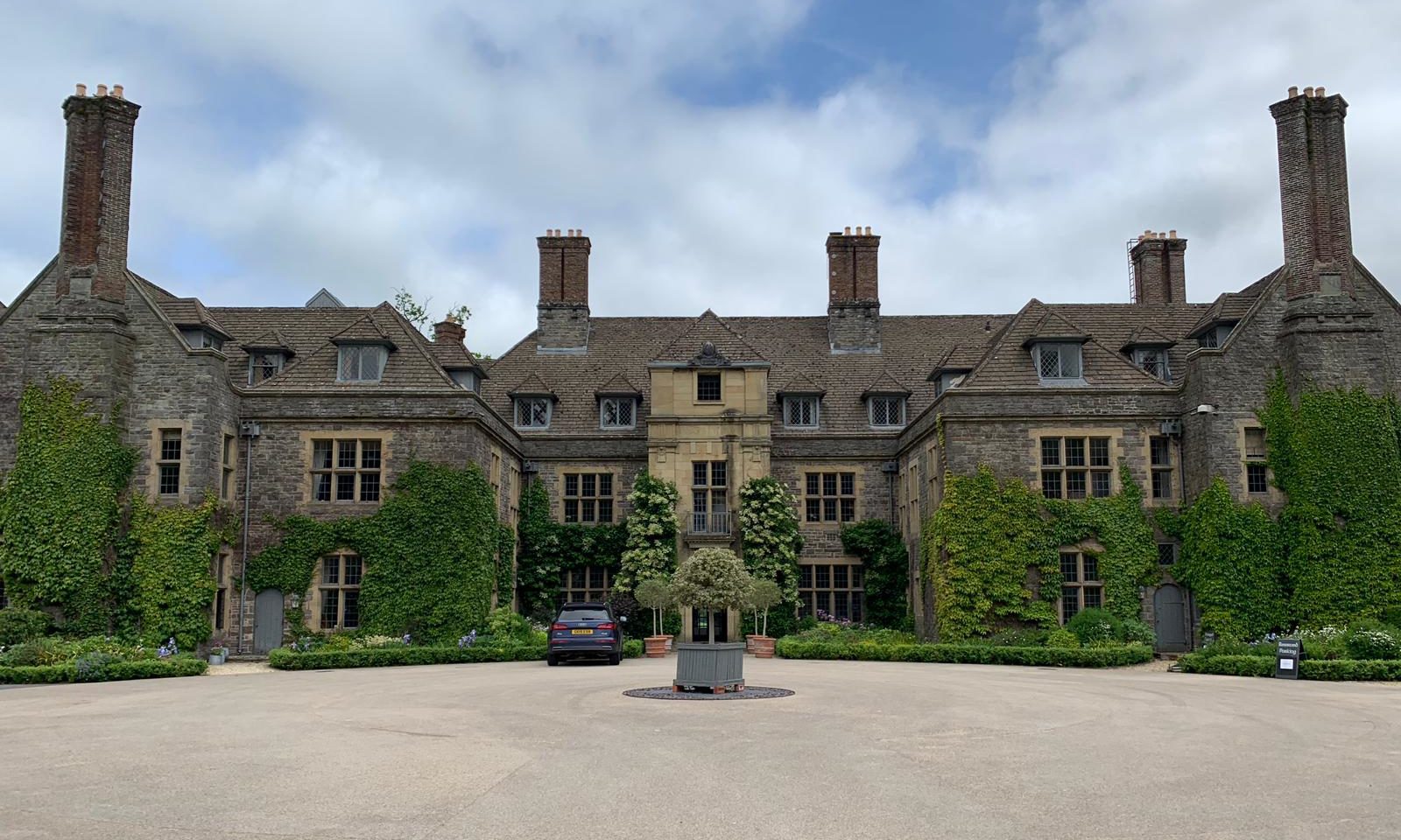 Sam Bowser to join Llangoed Hall as head chef