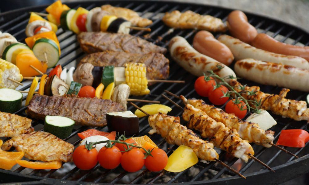 Pros and cons of setting up a BBQ catering business