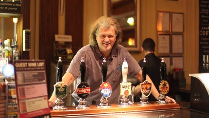 Government urges JD Wetherspoon to support employees