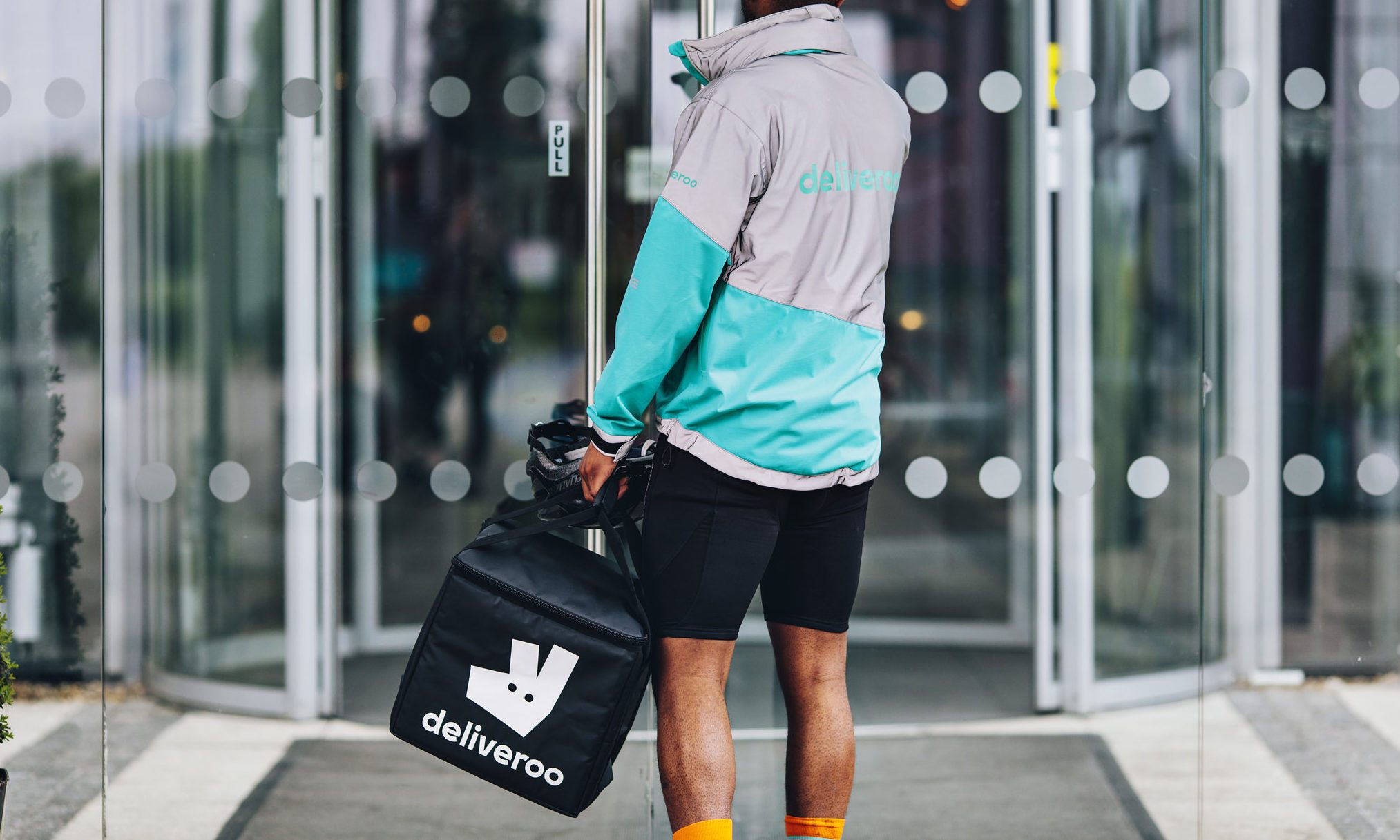 CMA clears Amazon’s Deliveroo investment