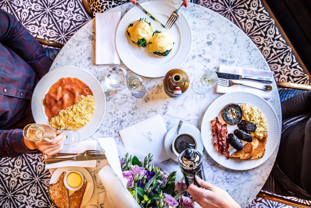 Partners Group acquires Côte Restaurants