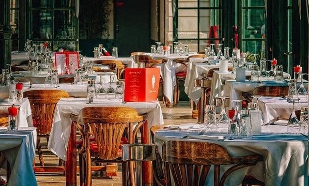 Restaurant staffing improves in October, data finds
