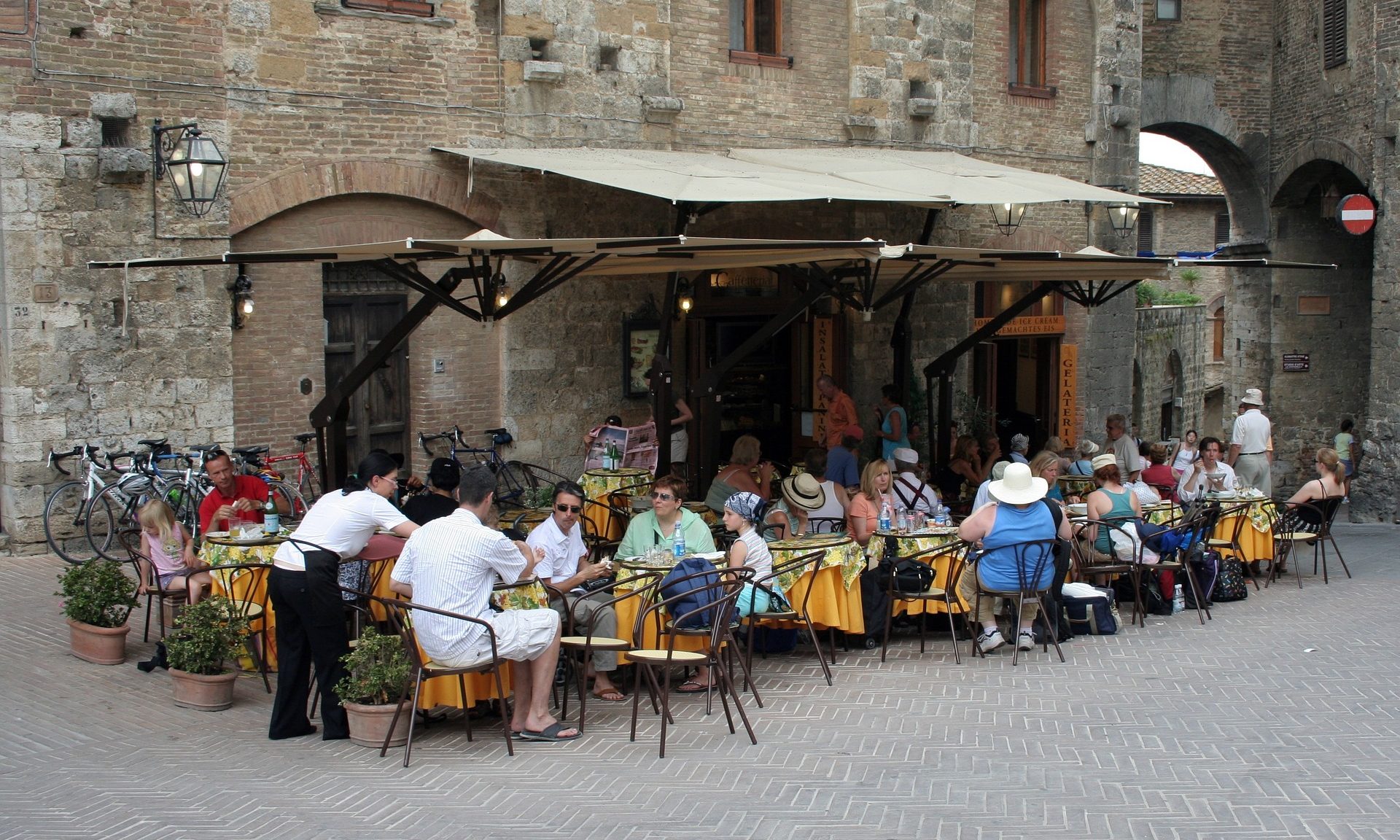 Reopening sales down 24% compared with 2019, says CGA