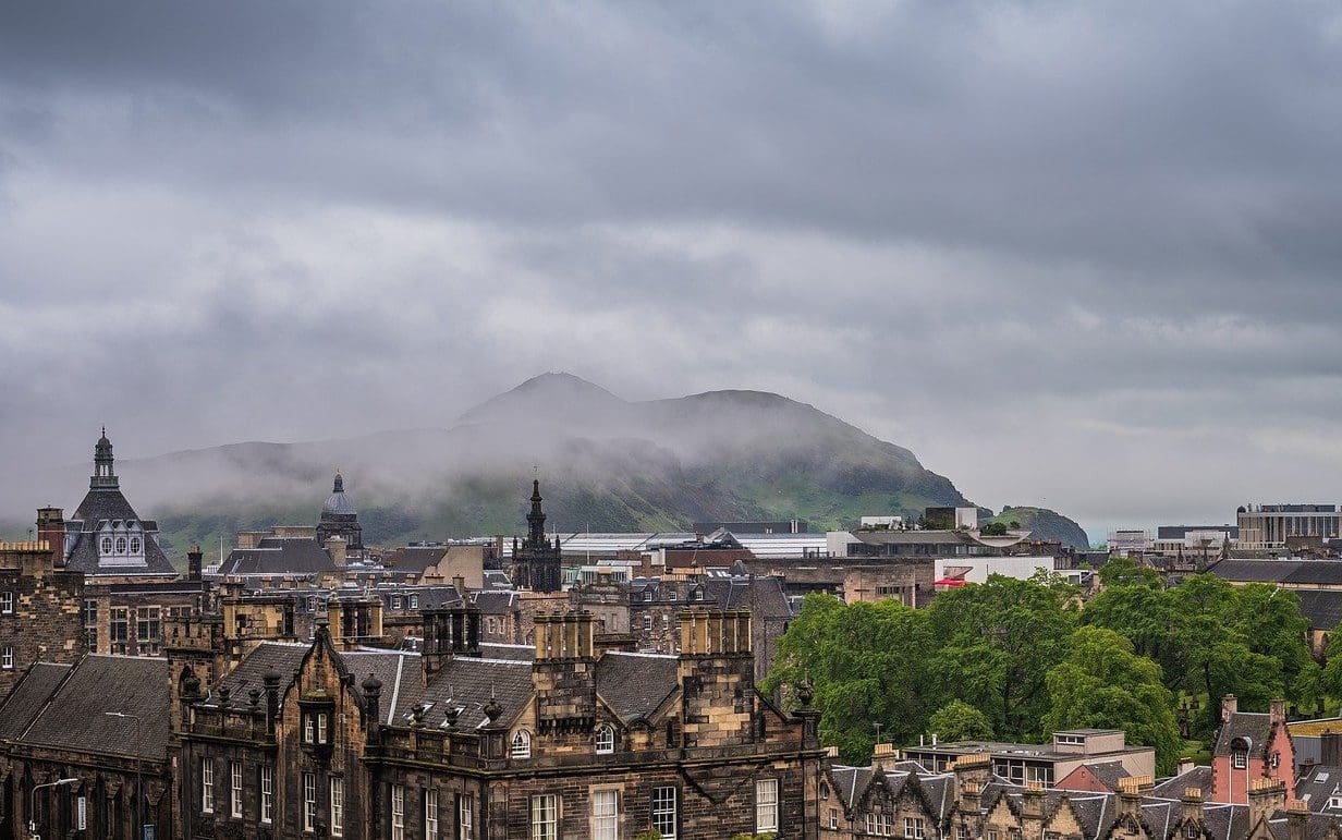 UKH warns of lack of clarity in Scottish vaccine passport plan