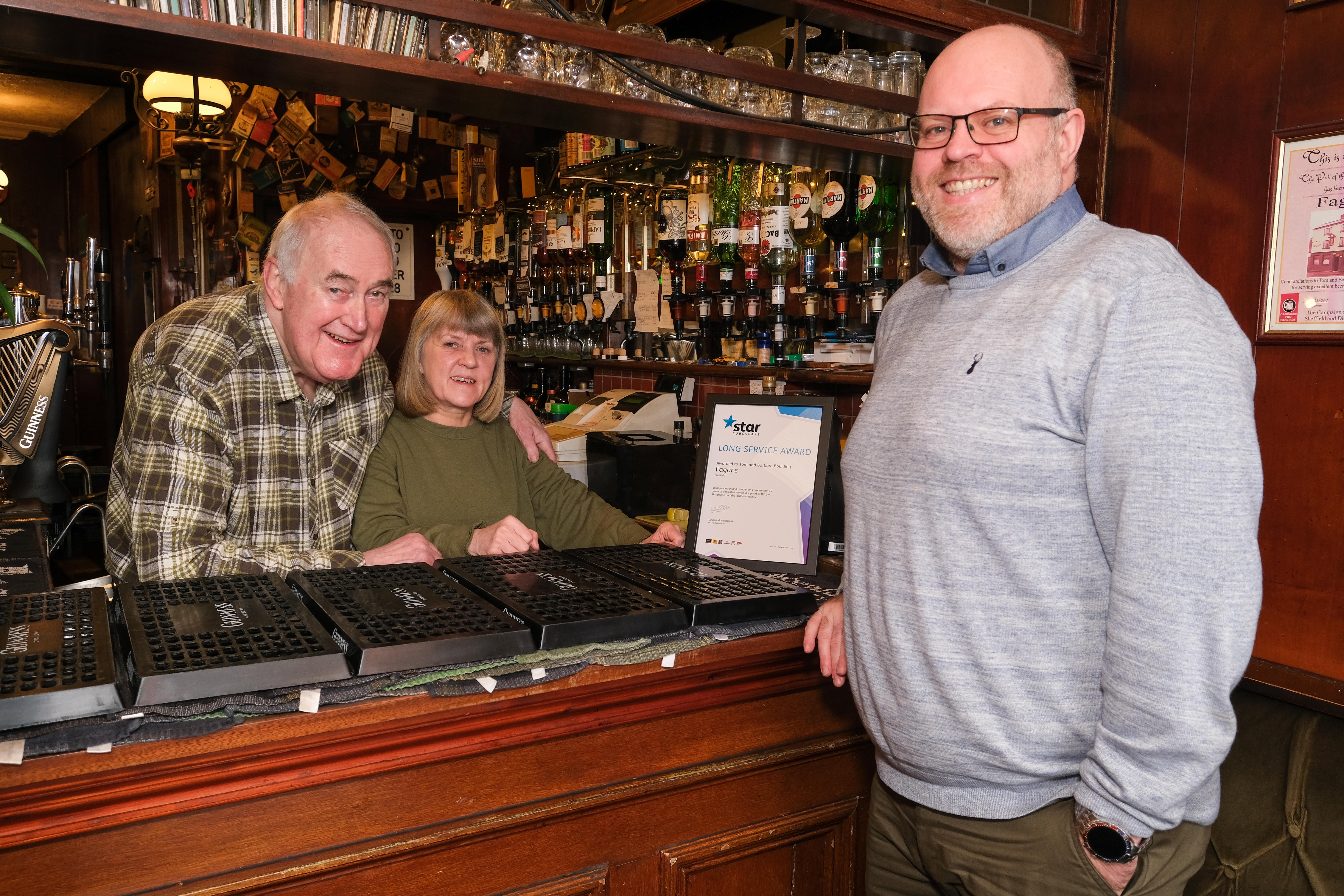 Historic Sheffield pub operators receive long-service award