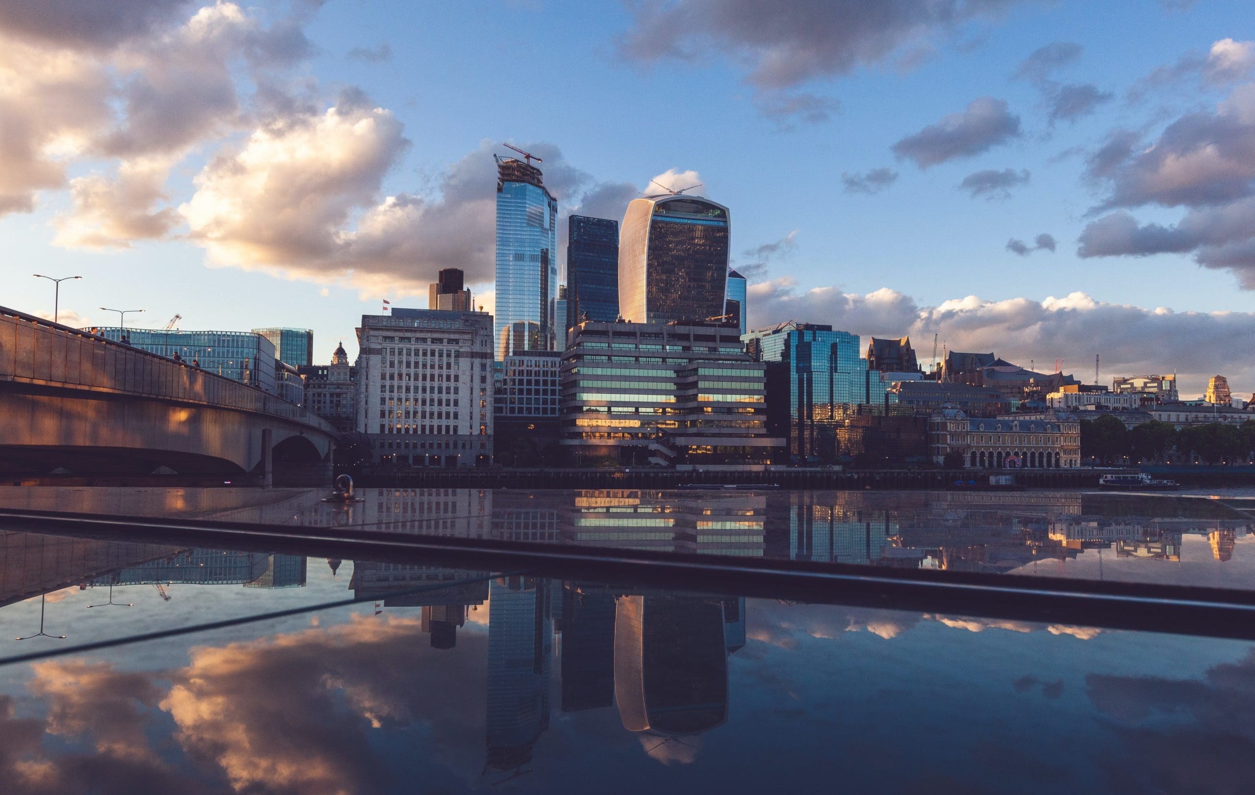 Food and drink sales recover in UK city centres