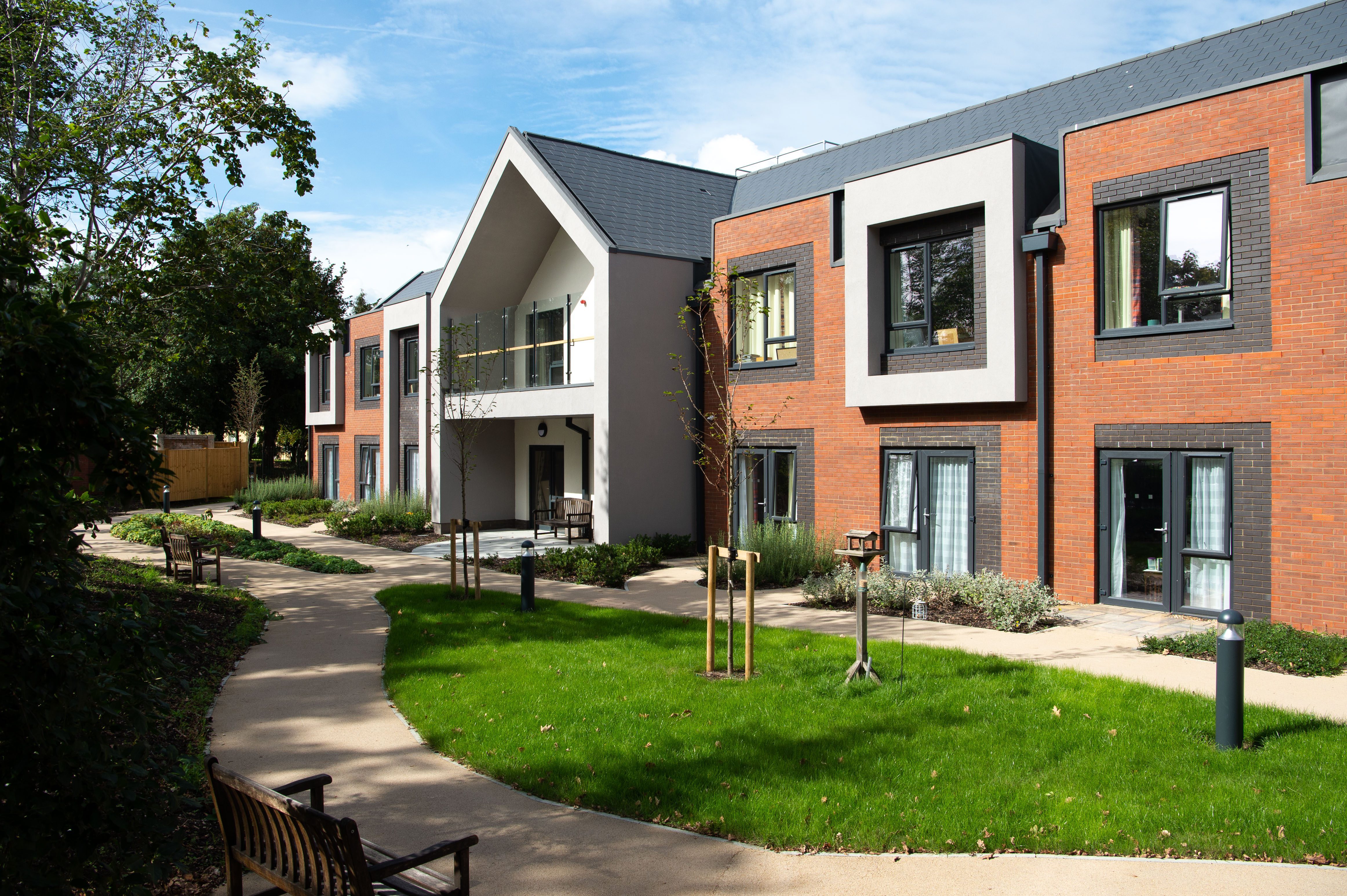 Caterplus awarded fiver-year £25m RMBI contract