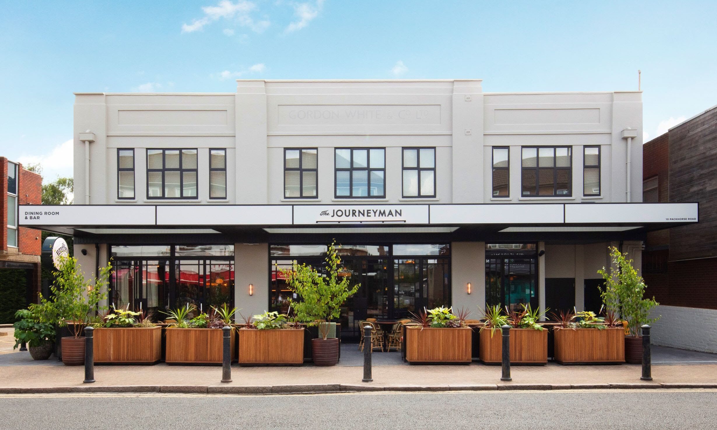 Oakman Group profits fall despite jump in sales