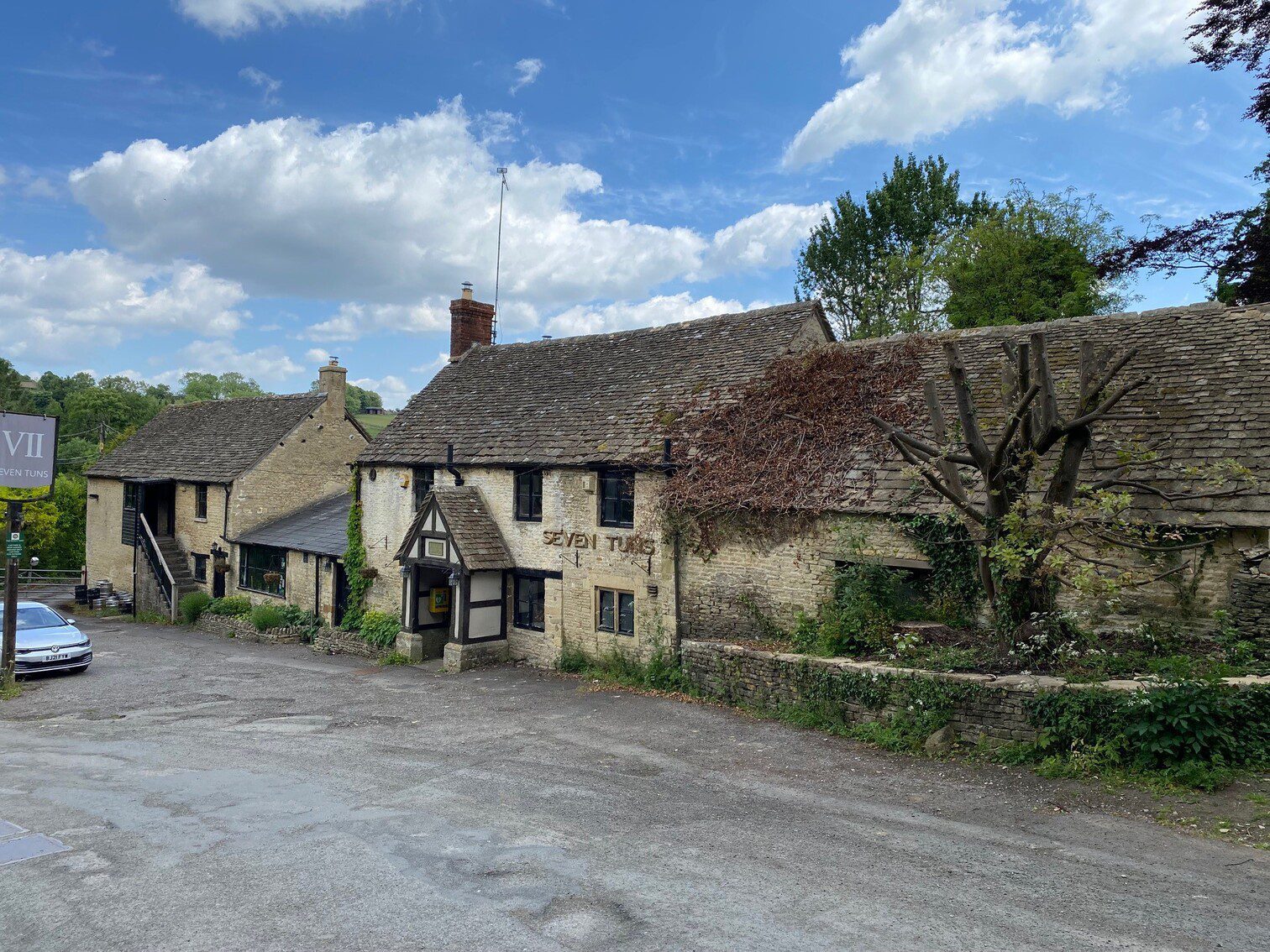 Historic The Seven Tuns inn brought to market
