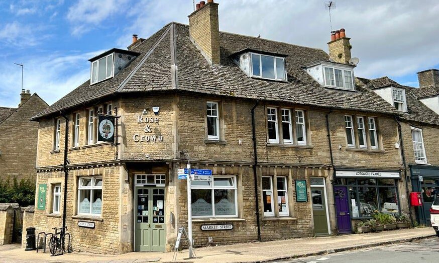 The Rose and Crown pub sold to Oak Taverns