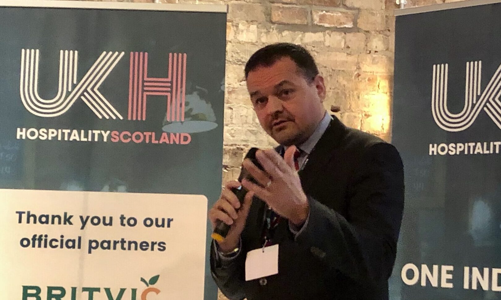 Chris Wayne-Wills steps down as UKHospitality Scotland chair