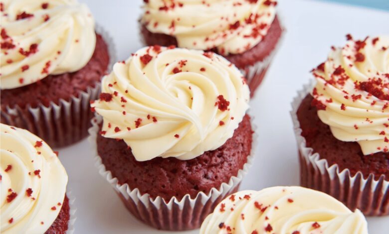 Finsbury Food acquires majority stake in Lola’s Cupcakes