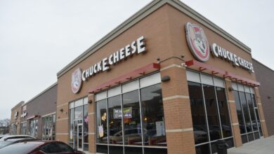 Chuck E. Cheese to make UK debut